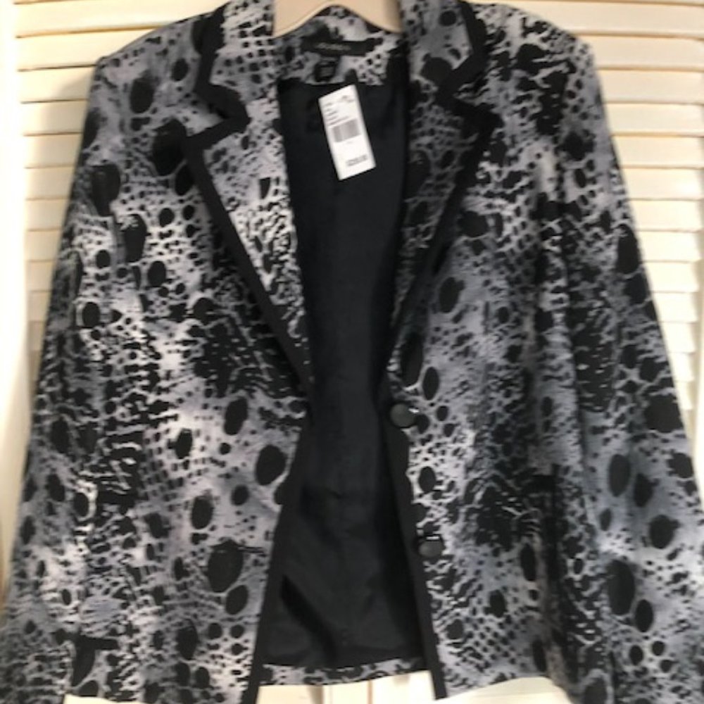 Louben blazer size 8